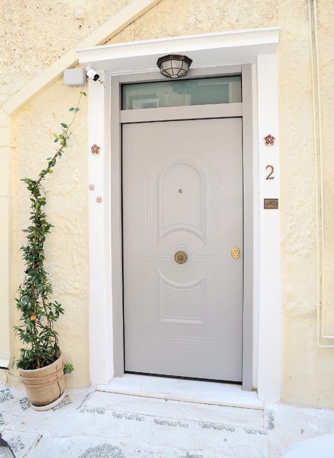 Bella Ciao Guest House Атина Екстериор снимка